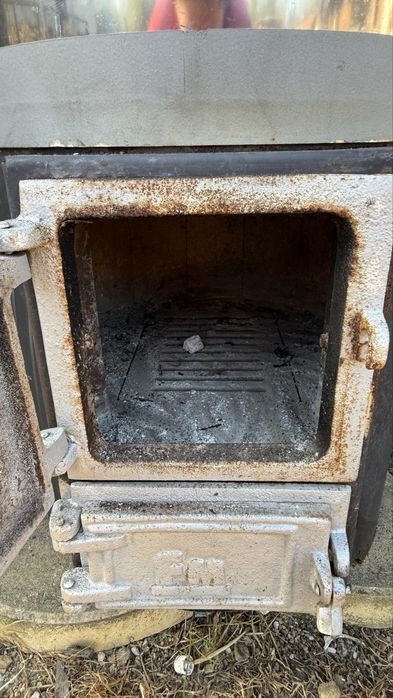 Boiler inox de baie cu focar pe lemne