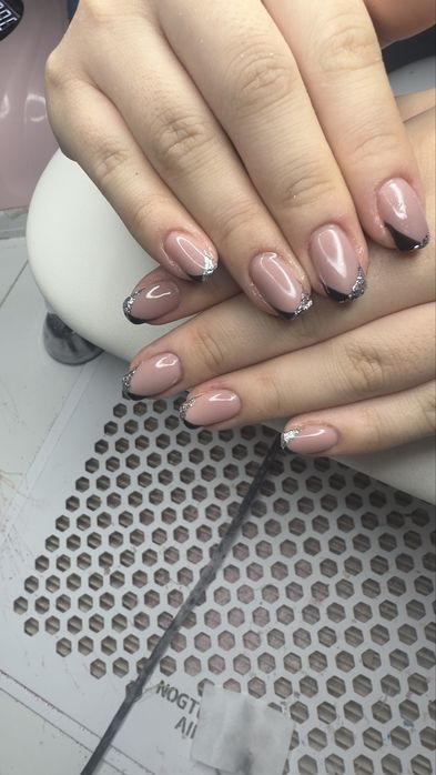 Маникюр с покрытием  от 2000