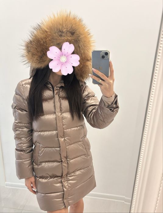 Дълго яке с естествена яка/качулка от лисица