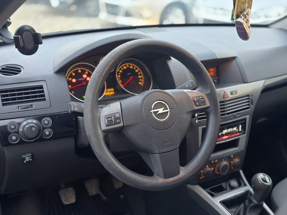 Opel Astra H 2005 1.6-GPL