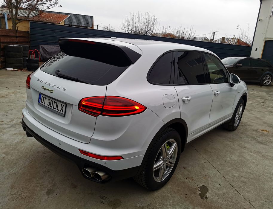 Porsche Cayenne * Hybrid * 416 cai