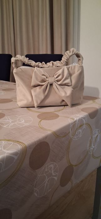 Poșetă  elegantă din catifea lux