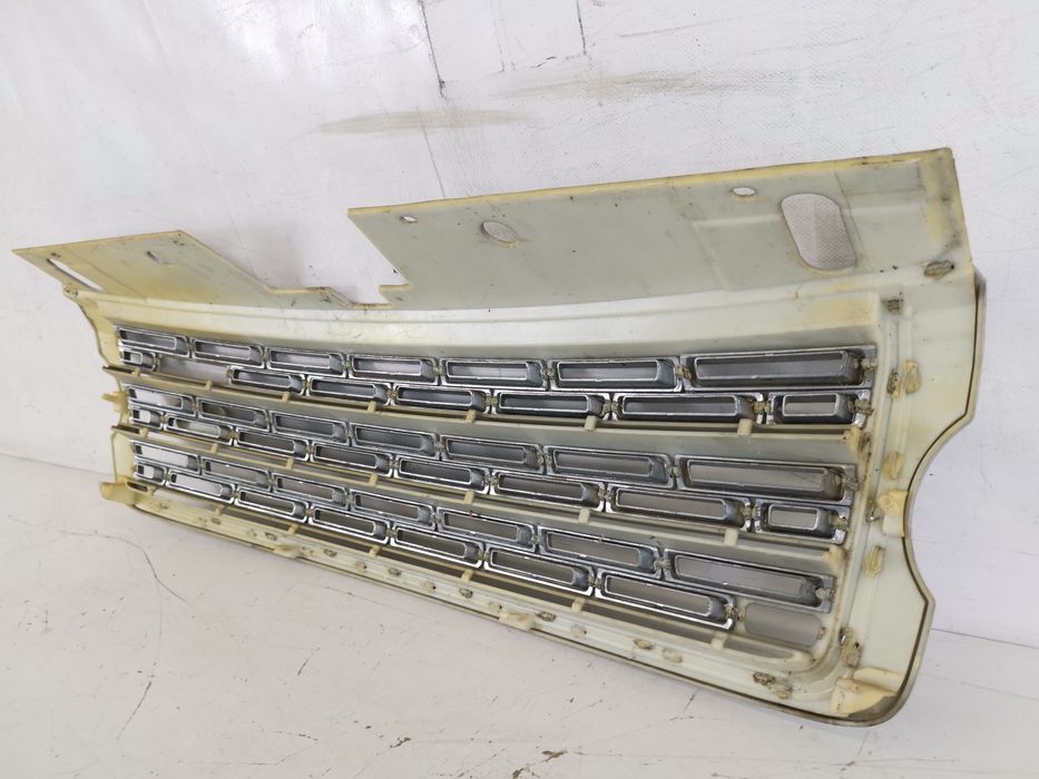 Централна решетка на радиатора Каландр Ленд Роувър / Land Rover Range