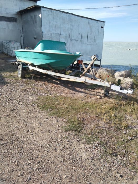 Продам катер без прицепа.