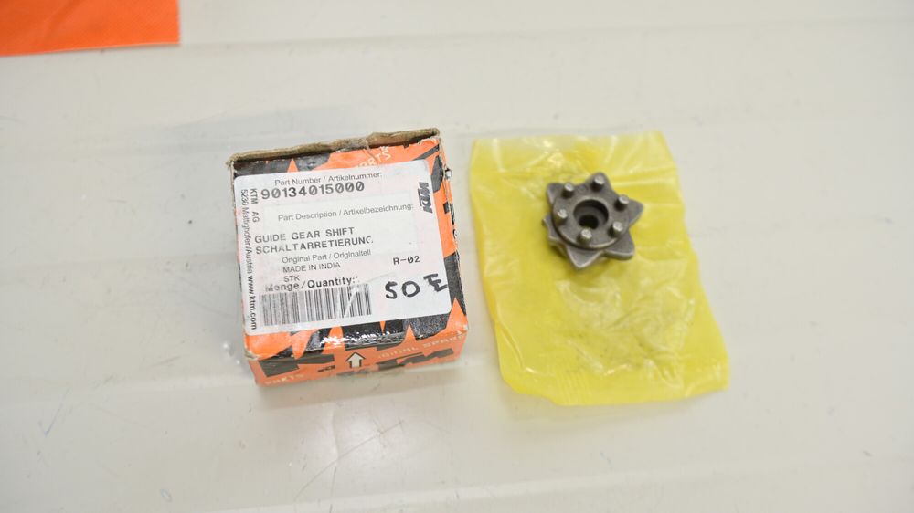 KTM 125 200 250 390 Duke RC 125 250 390 2011 2023 Localizare tambur