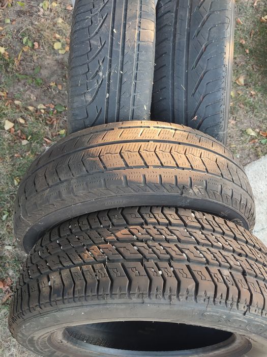 Vând anvelope la un preț avantajos.