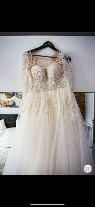 Vand rochie mireasa marimea xs-s