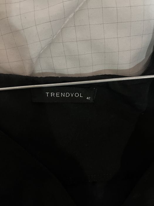 Черна рокля Trendyol