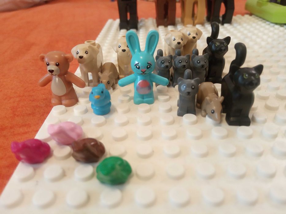 Lego animale de toate tipurile si din toate timpurile