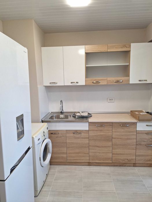 Дава се под наем Двустаен апартамент в Търговище, Боровец - 59 кв.м за 255 € - Снимка #1