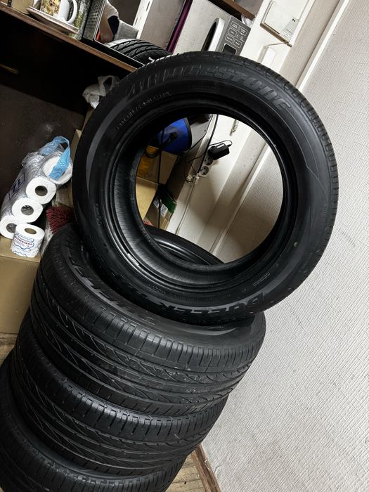 Bridgestone Duller H/P 235/55 R18