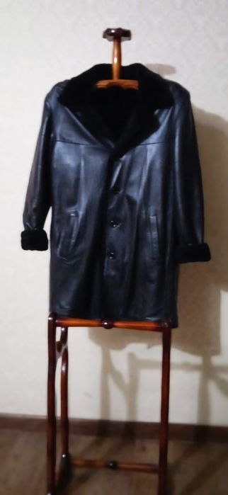 Продам куртку. Одевали всего лиш пару раз.