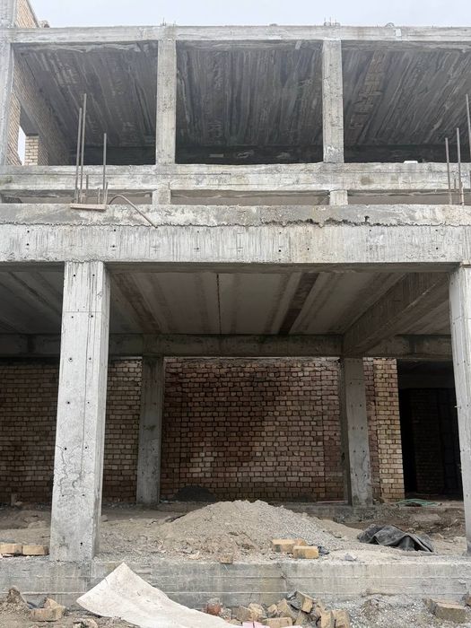 Qurulishi tugalanmagan bino sotiladi