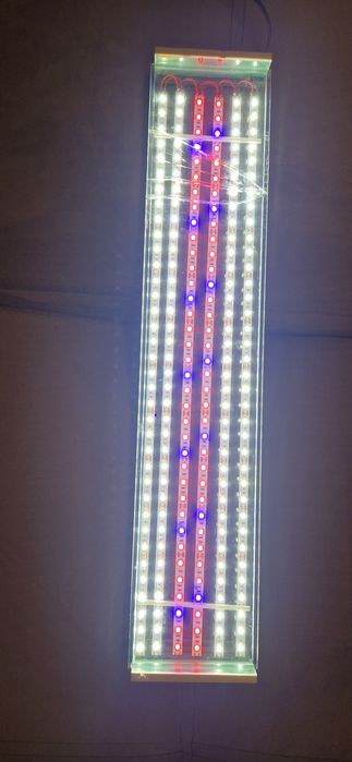 Лед умно осветление за аквариум