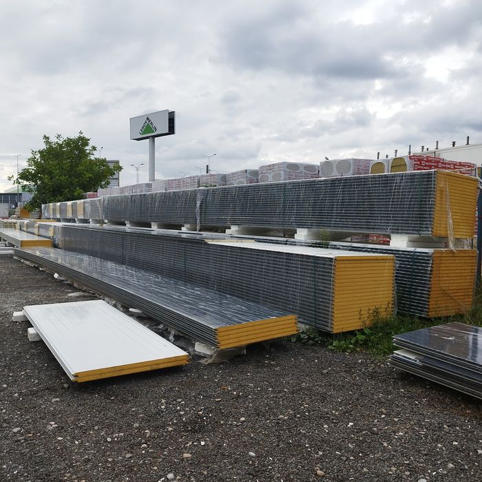 Panouri termoizolante tip sandwich noi