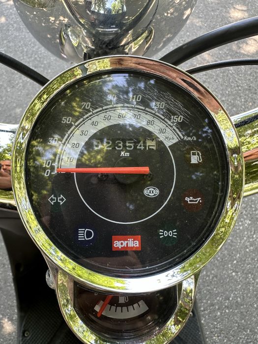 Vand scuter Aprilia Mojito Germania 2007 125cmc permis B NOU!