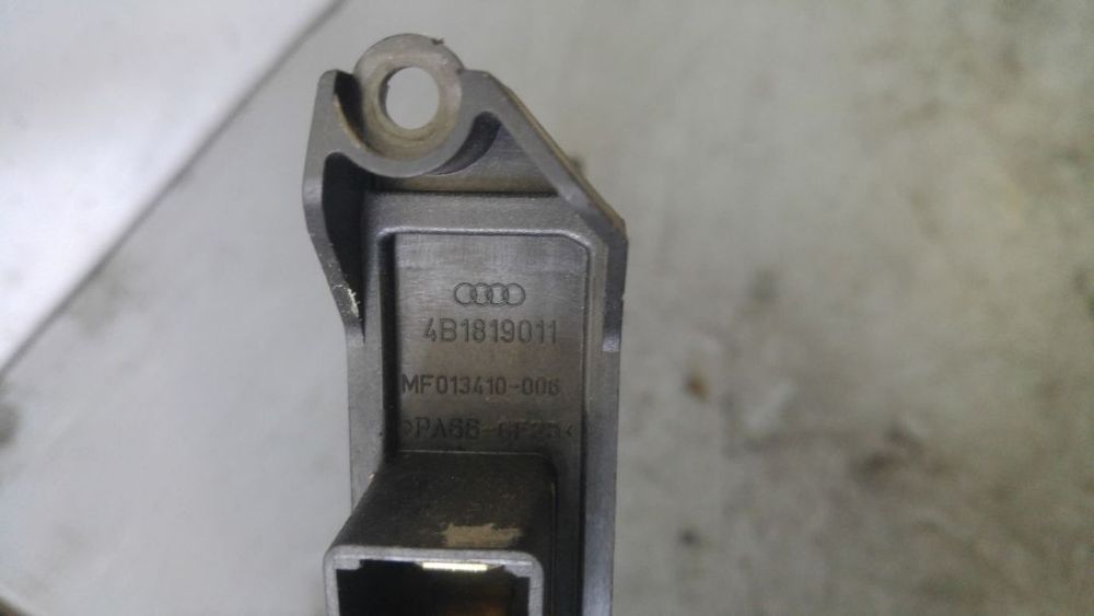 radiator incalzire auxiliara audi a6 c5 1.9 tdi  4b1819011