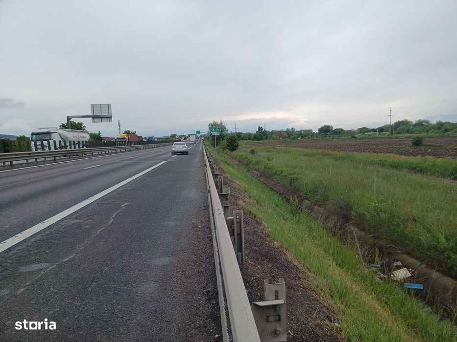 Teren extravilan arabil – 8.700 mp – Gușterița