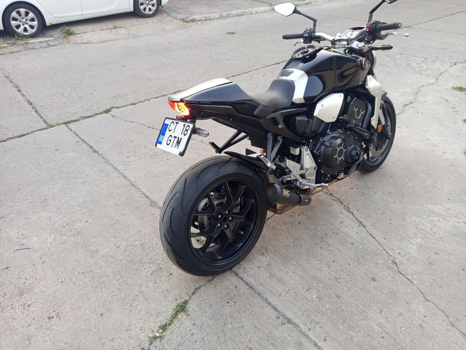 Honda cb1000r 2020