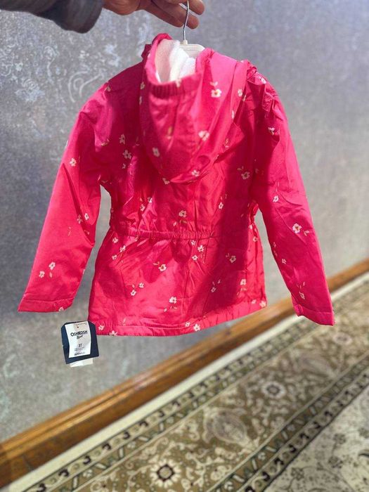 Новые куртки OshKosh B'gosh для девочек 2 и 3 года