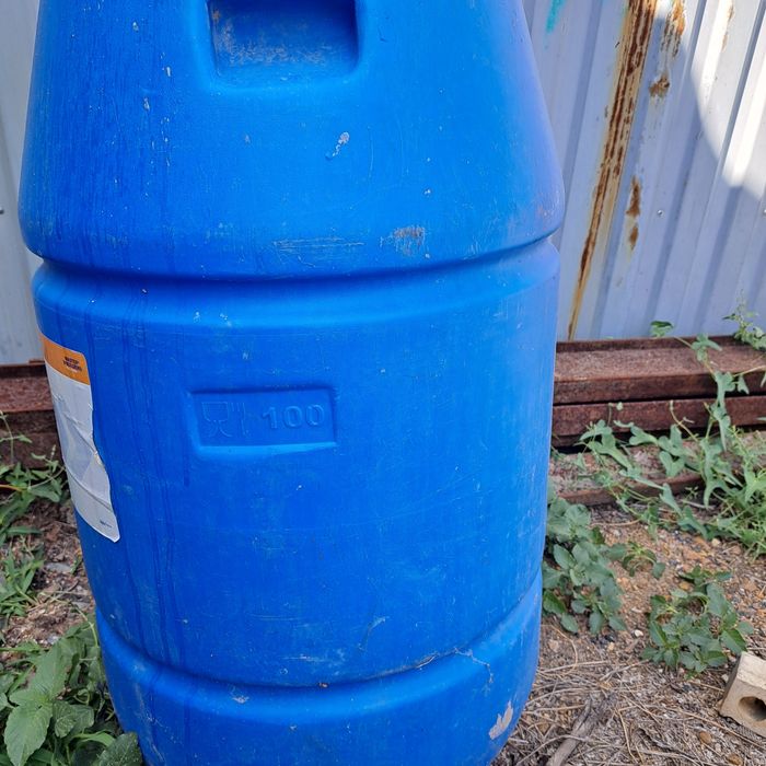 Продам 2бочки с крышками