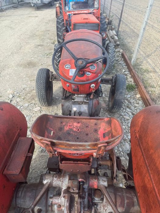 Tractor Massey Ferguson