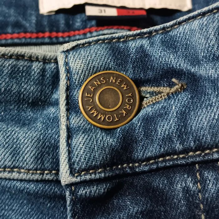 Blugi Tommy Jeans "Austin"