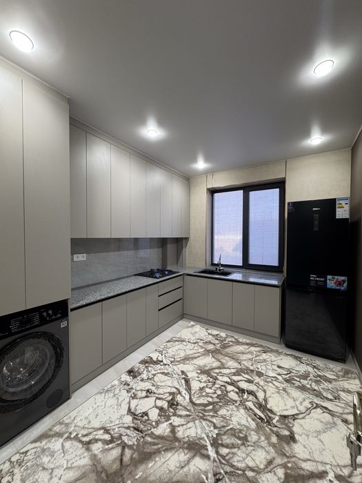 Продаётся 1х ком. кв. 30,5 м/кв на 2-этаже со всеми условиями.