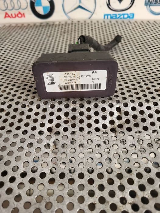 Modul ESP Senzor Acceleratie Opel Zafira B Astra H Cod 13257072AA Dezmembrez Opel Zafira B 1.7 Cdti Euro 5 Motor A17DTR Cutie M32 Facelift