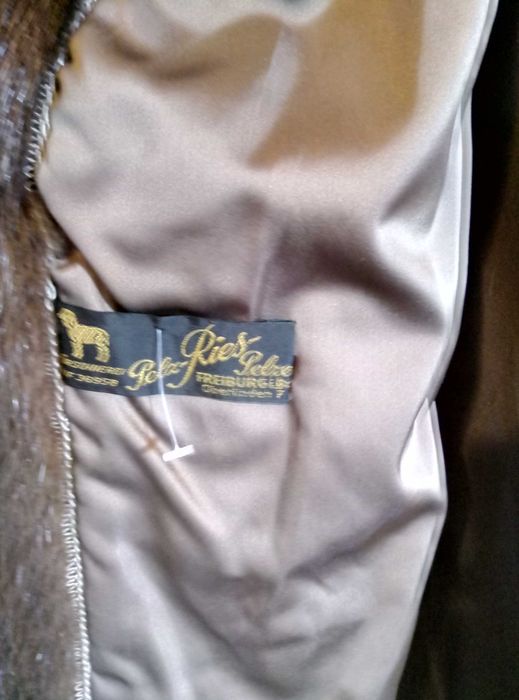 Яке с косъм от мускат