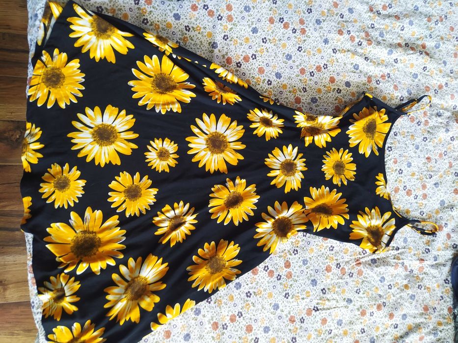 Няколко красиви рокли