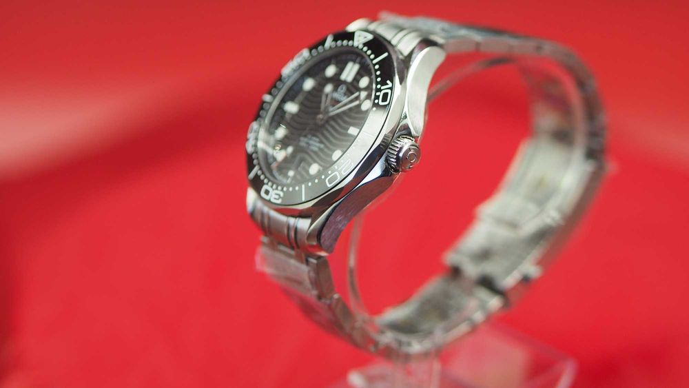 Omega Seamaster 300m