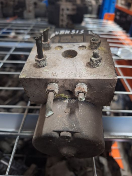 Abs модул Toyota Avensis / Тойота Авенсис 1997г-2003г.