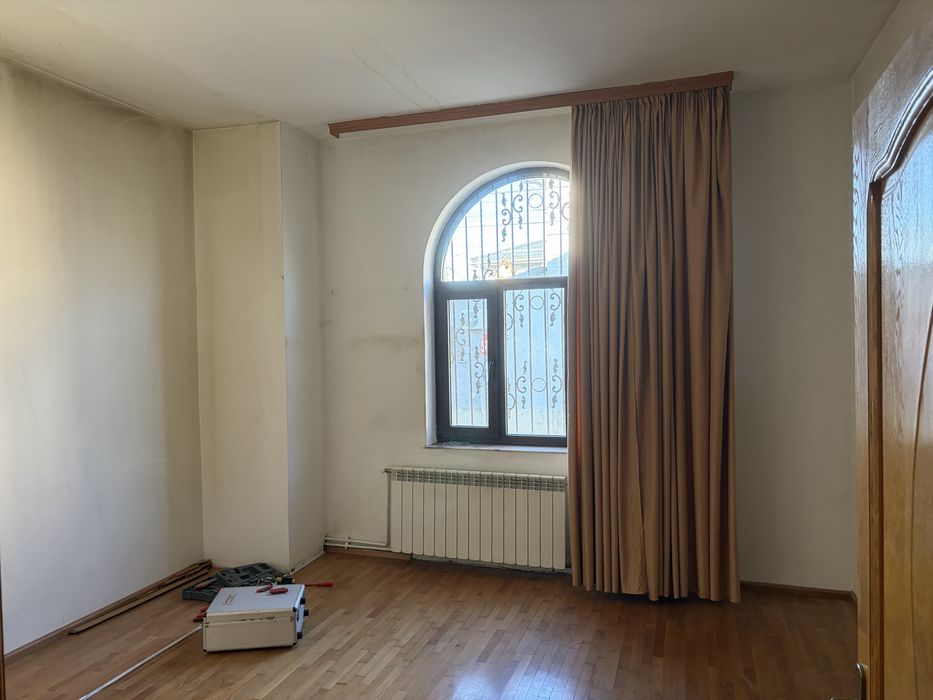 Casa Zona Liceelor (Titeica, Economic)