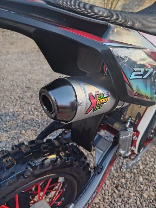 Vând Cross Asix 125