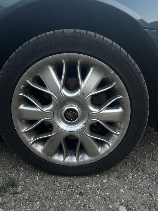 Vand set de 4 jante cu tot cu anvelope