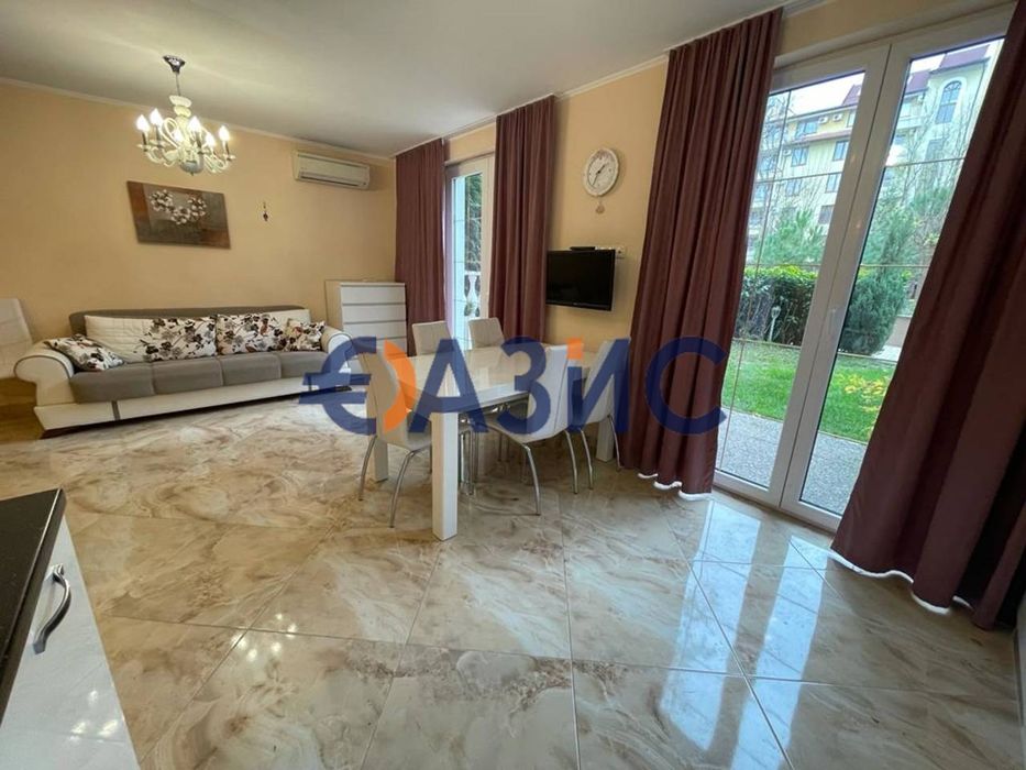 Продава се Тристаен апартамент в к.к. Слънчев бряг - 99 кв.м за 1056 €/кв.м - Снимка #5