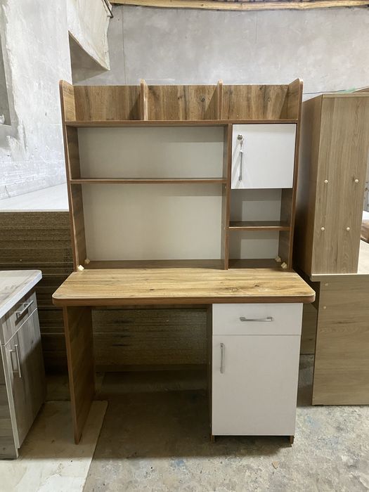 Стол письменный от производителя