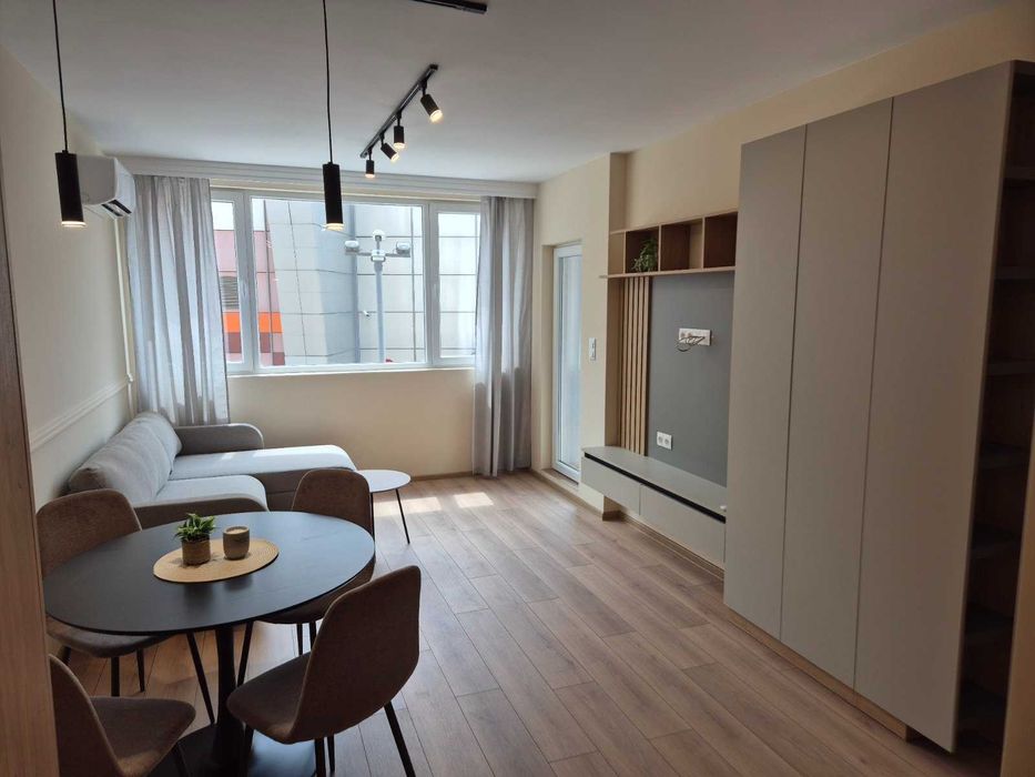 Продава се Двустаен апартамент в Пловдив, Каменица 1 - 67 кв.м за 2389 €/кв.м - Снимка #10