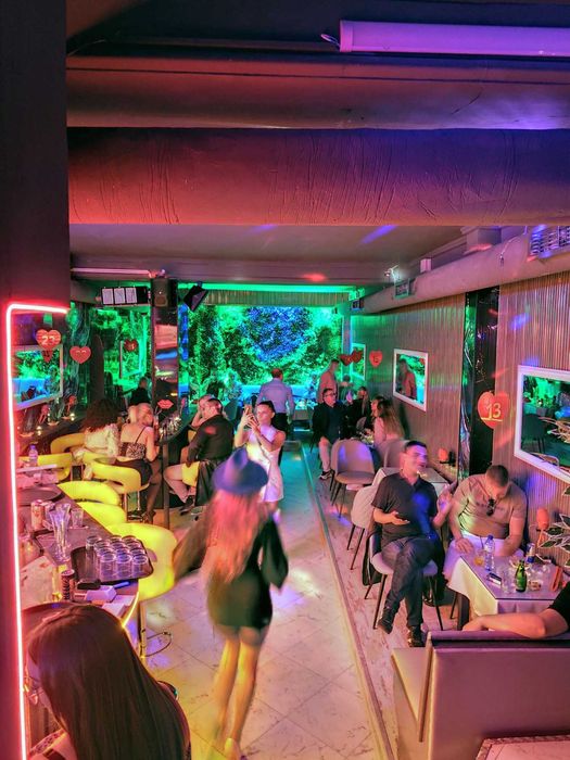 Дава се под наем Заведение в Варна, Център - 130 кв.м за 153 € - Снимка #21