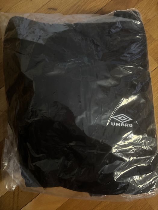 Оригинално, чисто ново Supreme яке Umbro Cotton Ripstop Track Jacket ( SS26 )