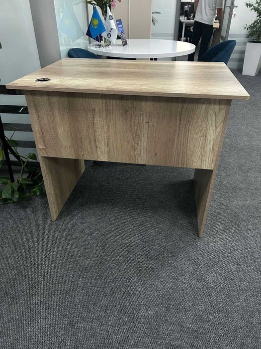 Столы для офиса/офисные столы