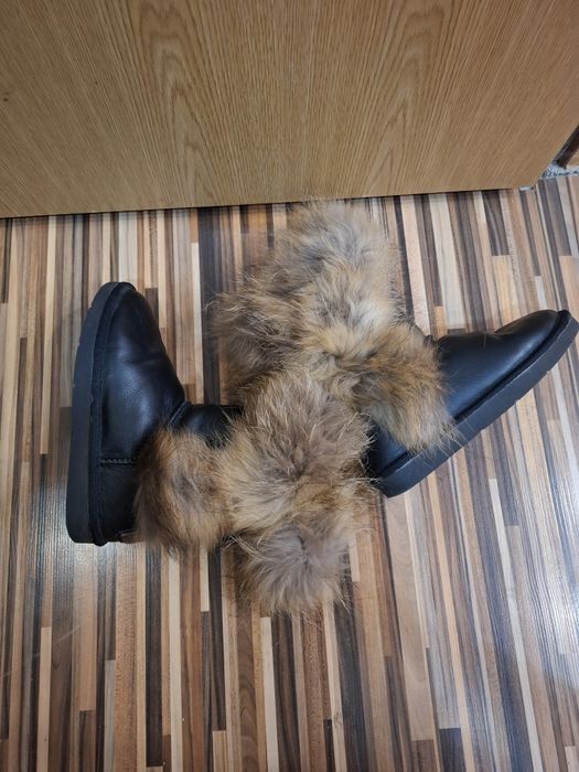 Кожени ботуши с естествен пух