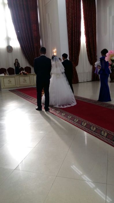 Свадебное платье