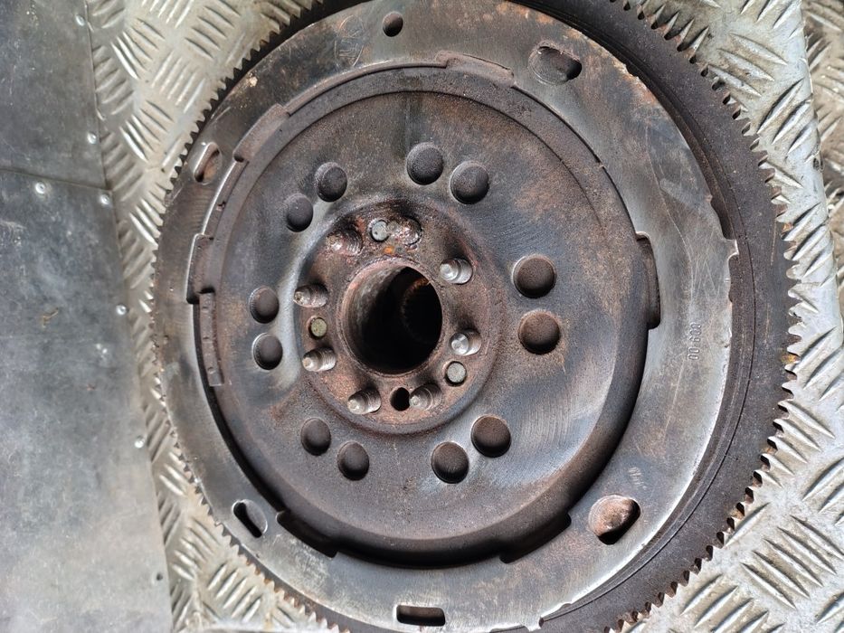 Демферен маховик за Мерцедес Спринтер / Mercedes Sprinter W905 2.9 TDI