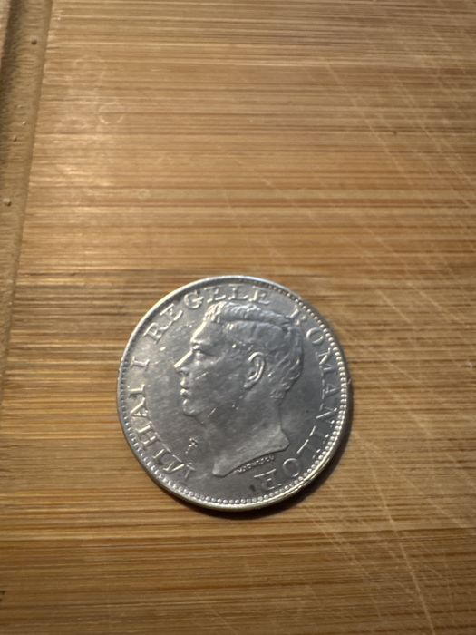 Vand moneda Regele Mihai
