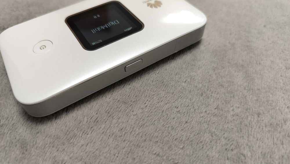 Router Portabil Huawei E5785-92c 4G LTE Cat6 Mobile Router Pocket WIFI