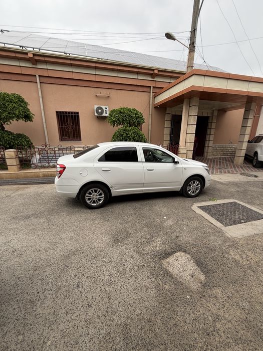 Chevrolet Cobalt 2025 — 3