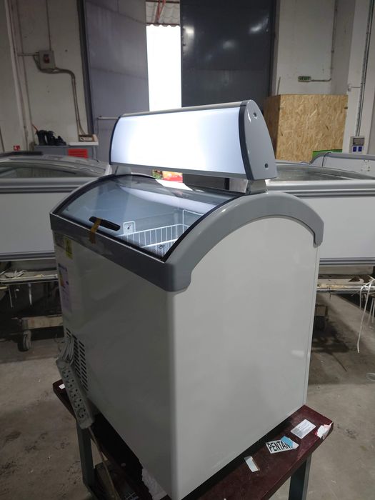 Lada inghetata M200V / 81 cm / NOU / Vaschete sau ambalata