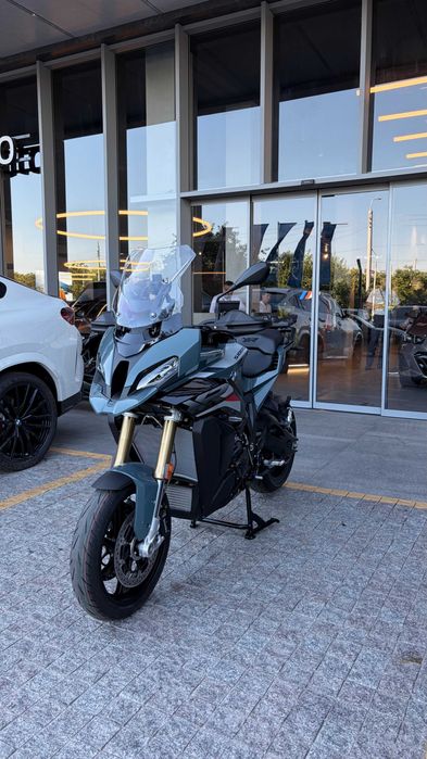 BMW S1000XR Sage Green 2026
